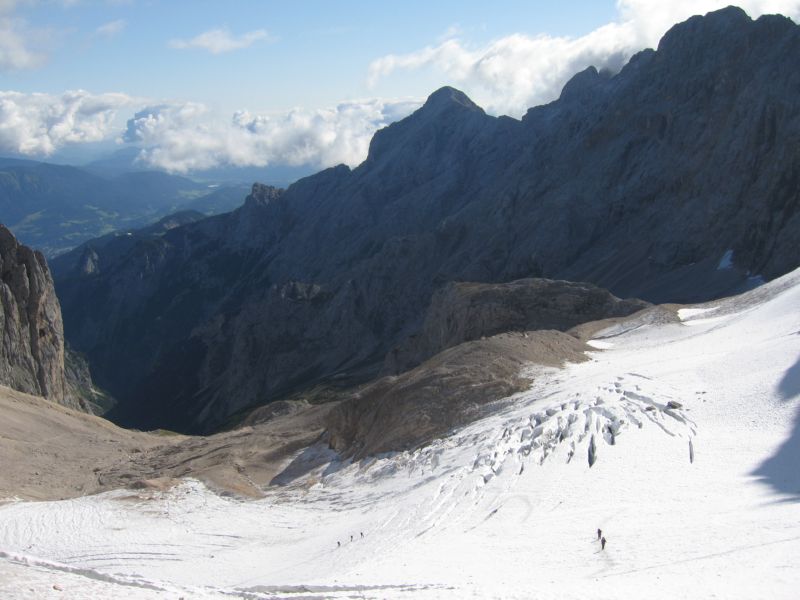 2009-09-06 Zug (16) Look back from higher on glacier